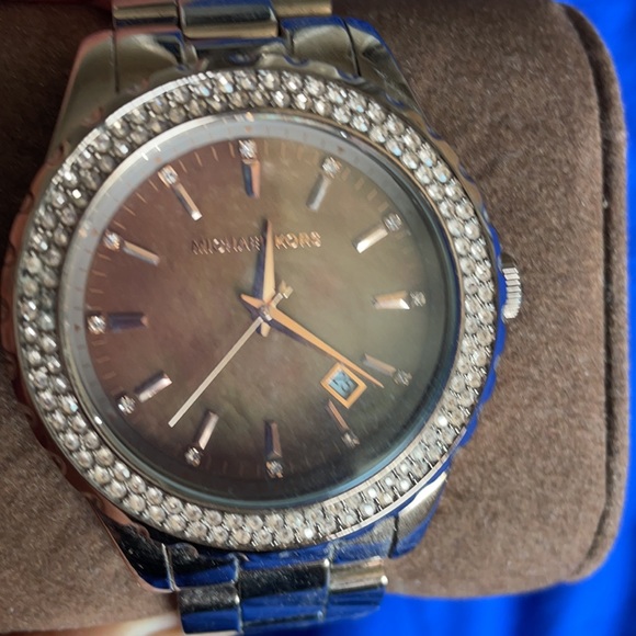 EUC Michael Kors watch - Picture 5 of 5